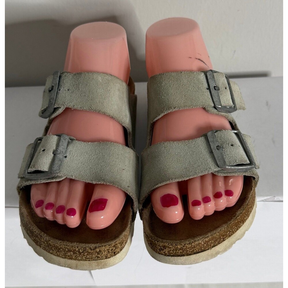 Birkenstock Women’s Sandals Size 37